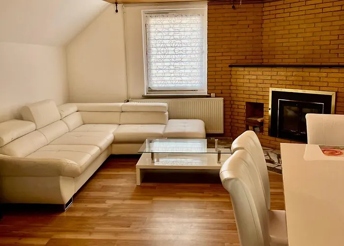 Messe In Laatzen Mit Kostenlosen Parkplaetz Appartement *
